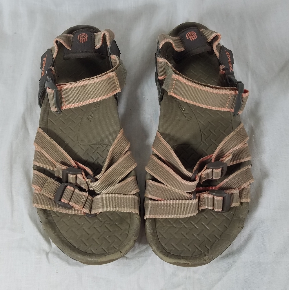 Teva Strappy Shoes Size 7 W Sandals
